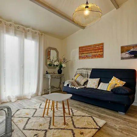 Les Coquillages Apartment *